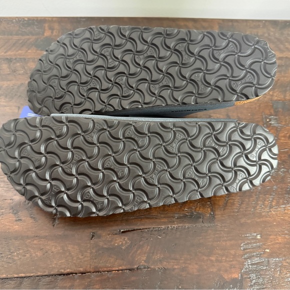 Birkenstock NWT Arizona Double Buckle Sandals in Basalt Gray L11, M9, EU 42 main image 9
